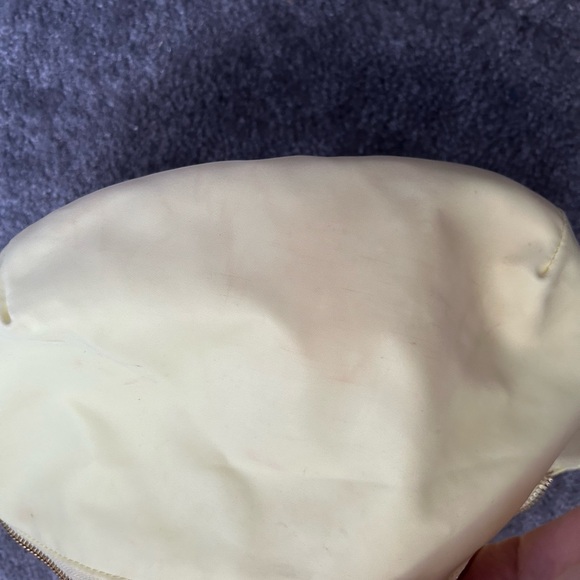 Stoney Clover Lane jumbo Fanny pack yellow with SCL Disney patch - Picture 7 of 8